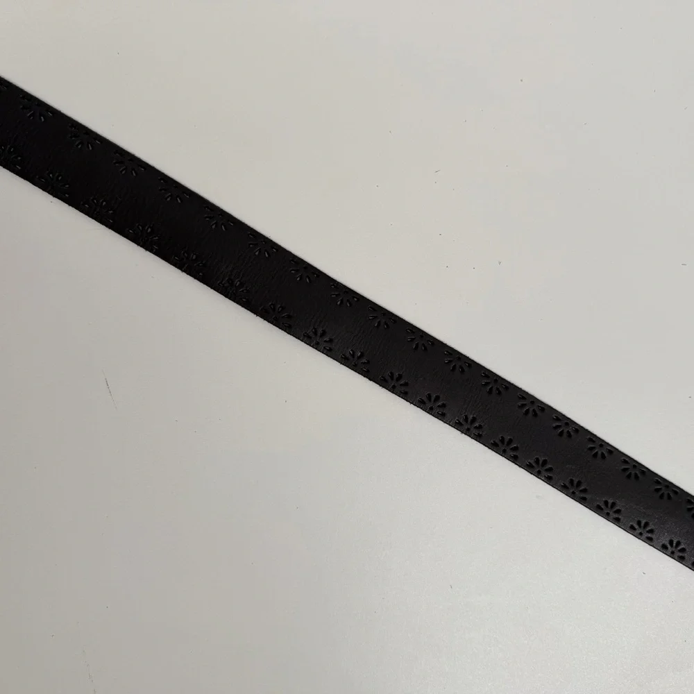 N/A leather belt